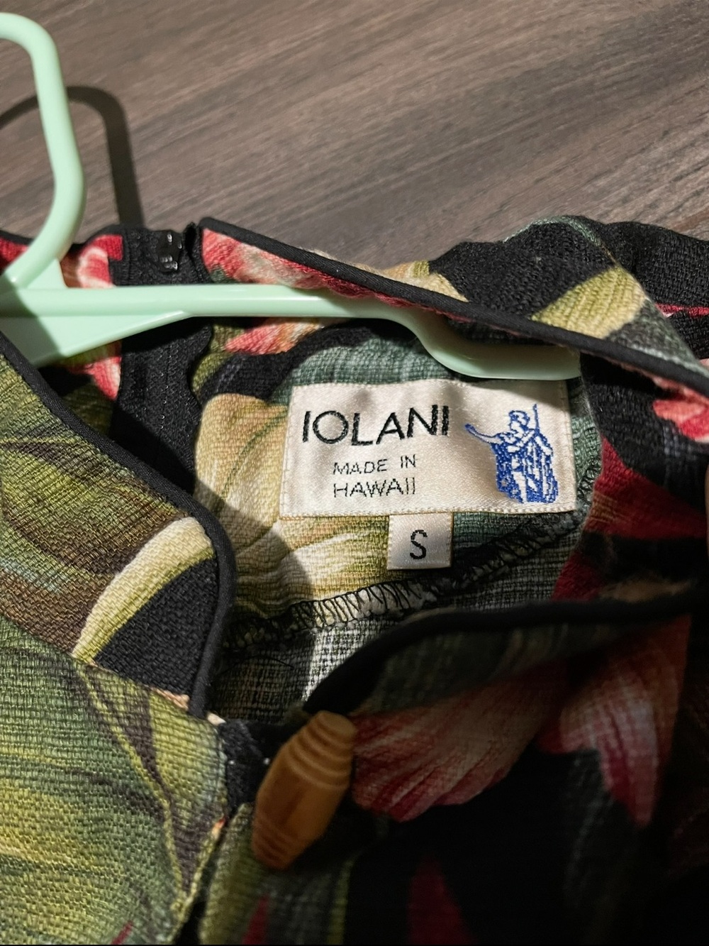 Iolani Brand Hawaiian Tropical Aloha floral Maxi Dress, Size small. - Picture 3 of 10